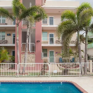 ocean-terrace-202-a-block-from-sandy-beach.comcaribbean.com/